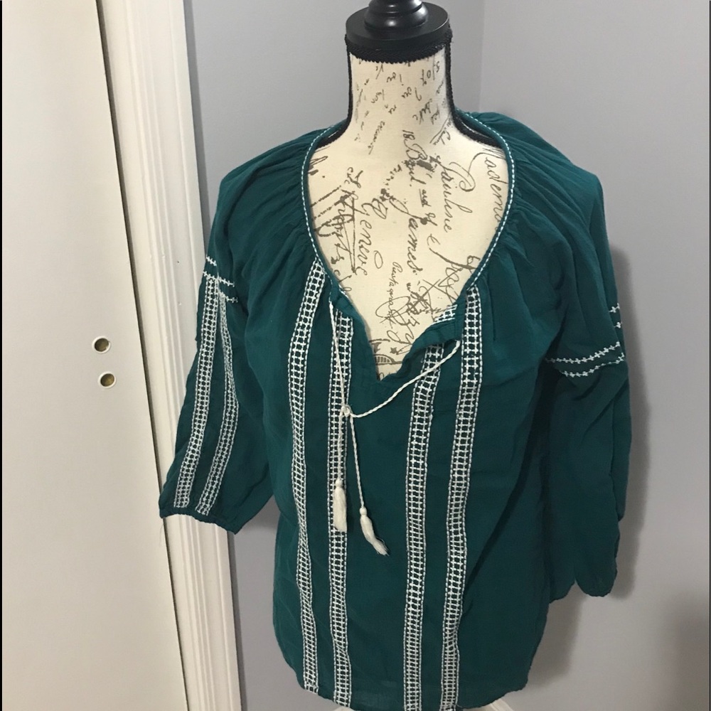 Gap shirt